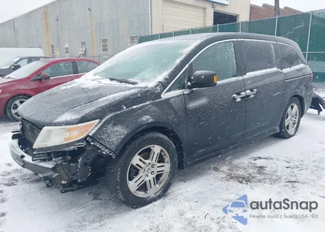 2013 Honda Odyssey Touring/Touring Elite из США, поврежденный, VIN 5FNRL5H96DB051802